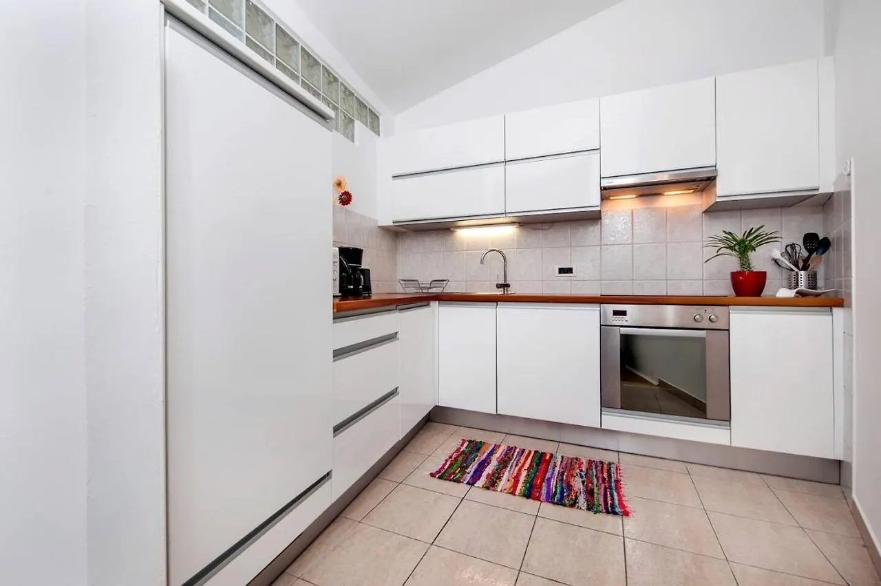 Rovinj View Apartment