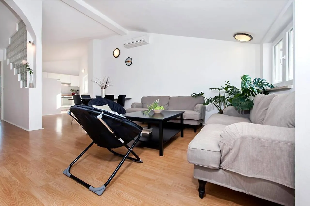 Rovinj View Apartment